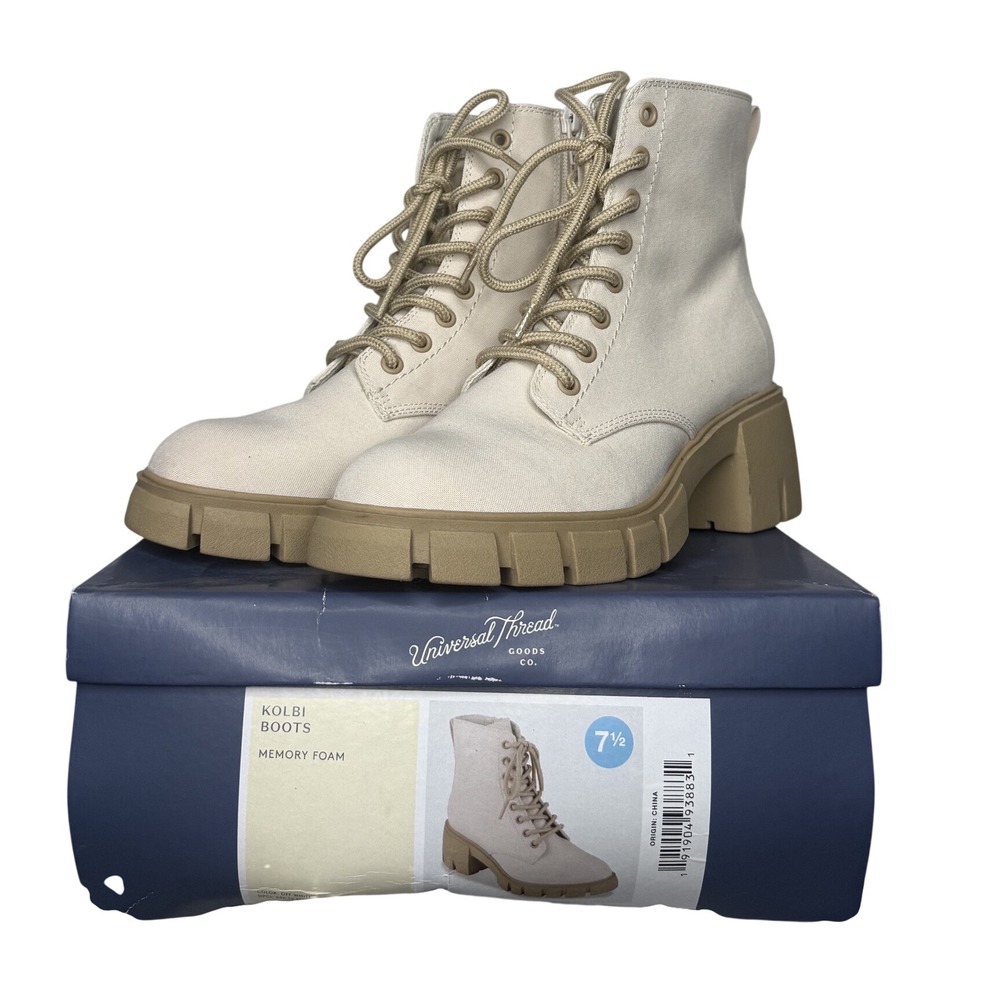 Universal Thread Kolbi Combat Boots Womens 7.5 White Canvas Lug Sole Memory Foam